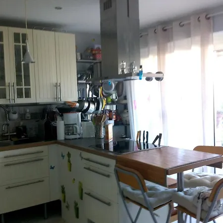 Moderne Avec Vue Sur La Mer A - 40 M² Διαμέρισμα